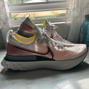 nike infinity react running sneakers